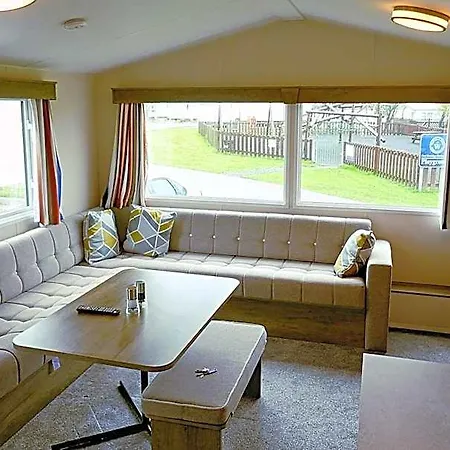 פארק נופש Plot 188d Lakeside Cabin, Wyldecrest, *